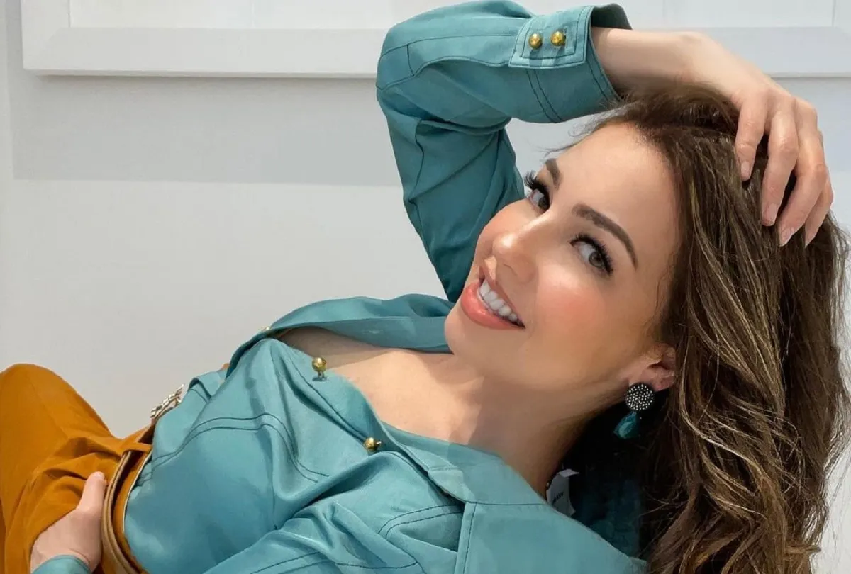 Thalía padece dolores por el Lyme