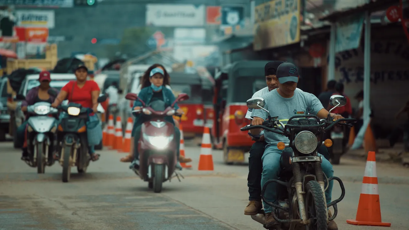 La ciudad guatemalteca que creció a la velocidad de sus motos