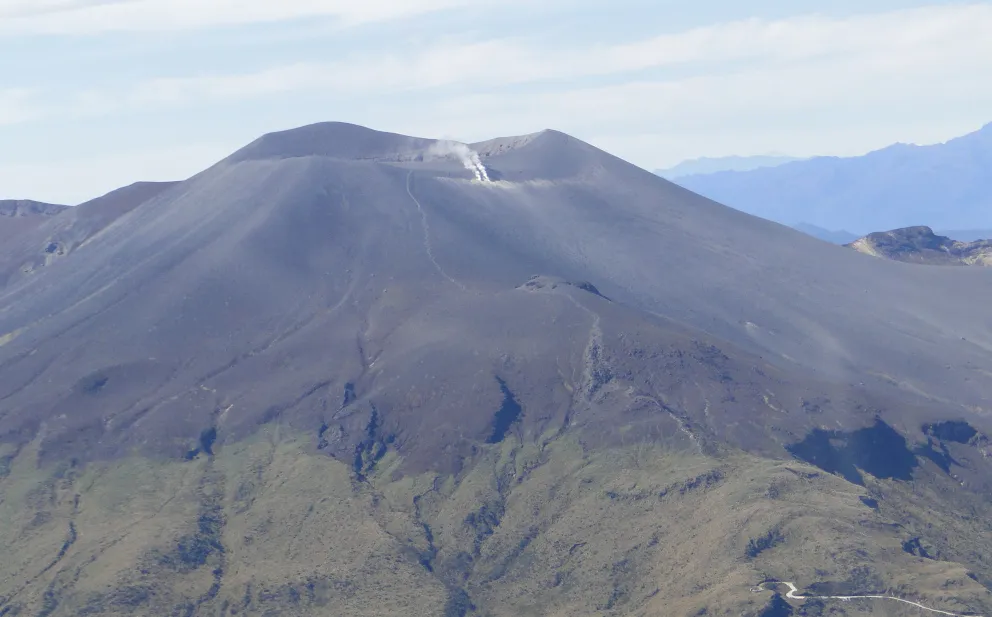 Volcán Puracé en Colombia registra aumento de actividad