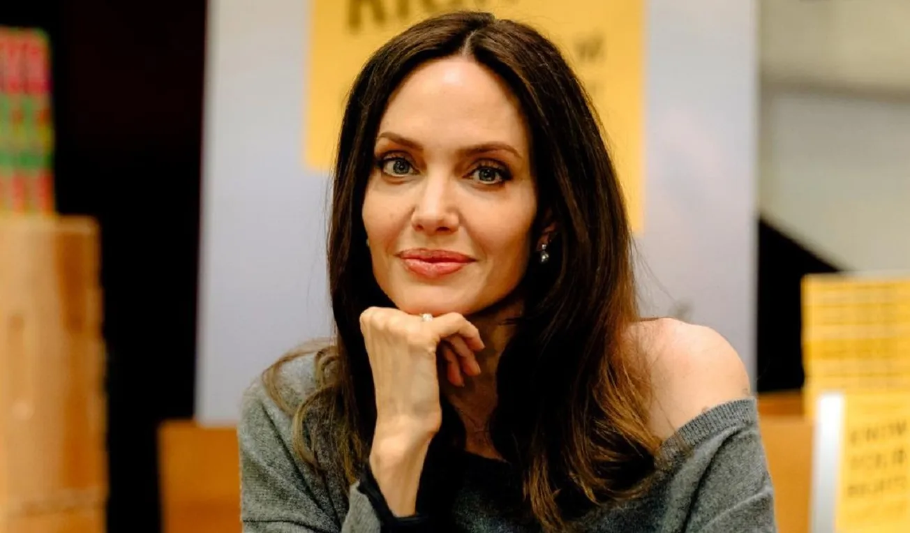 Angelina Jolie
