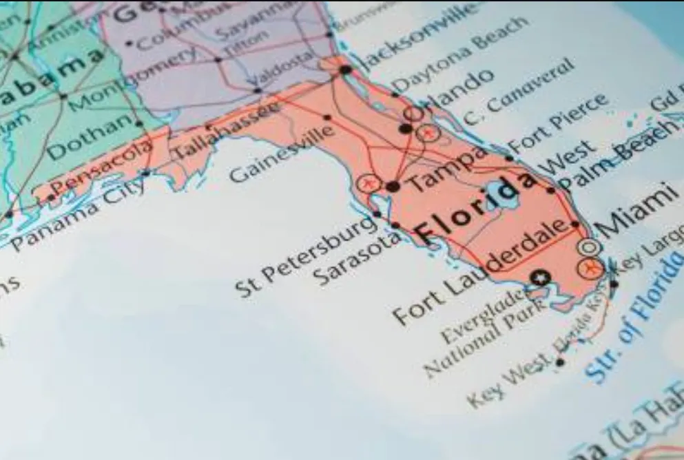 Demandan a Florida por negar cobertura de Medicaid a personas trans