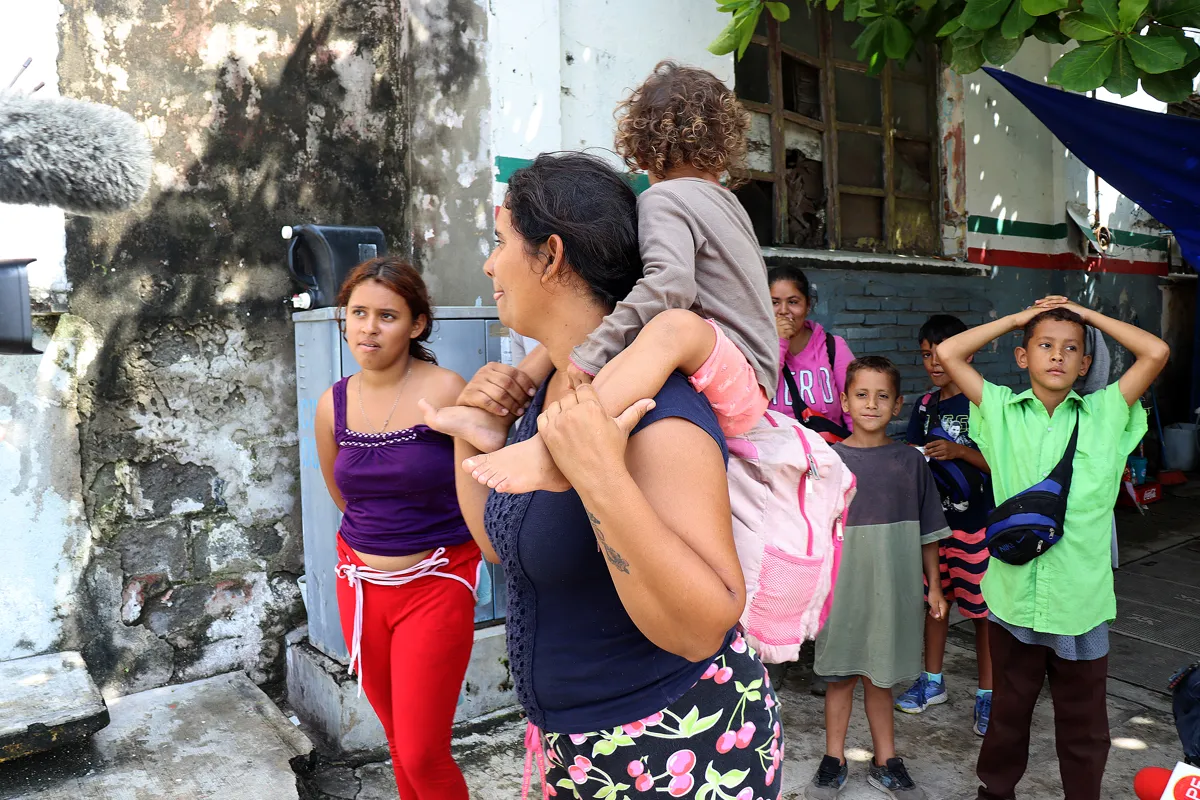 Los migrantes, en medio de la batalla política por 2024