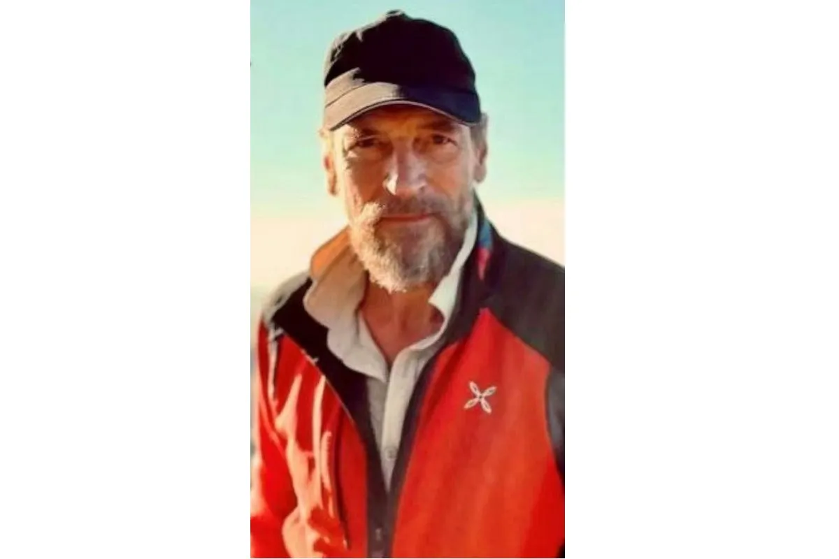 Julian Sands