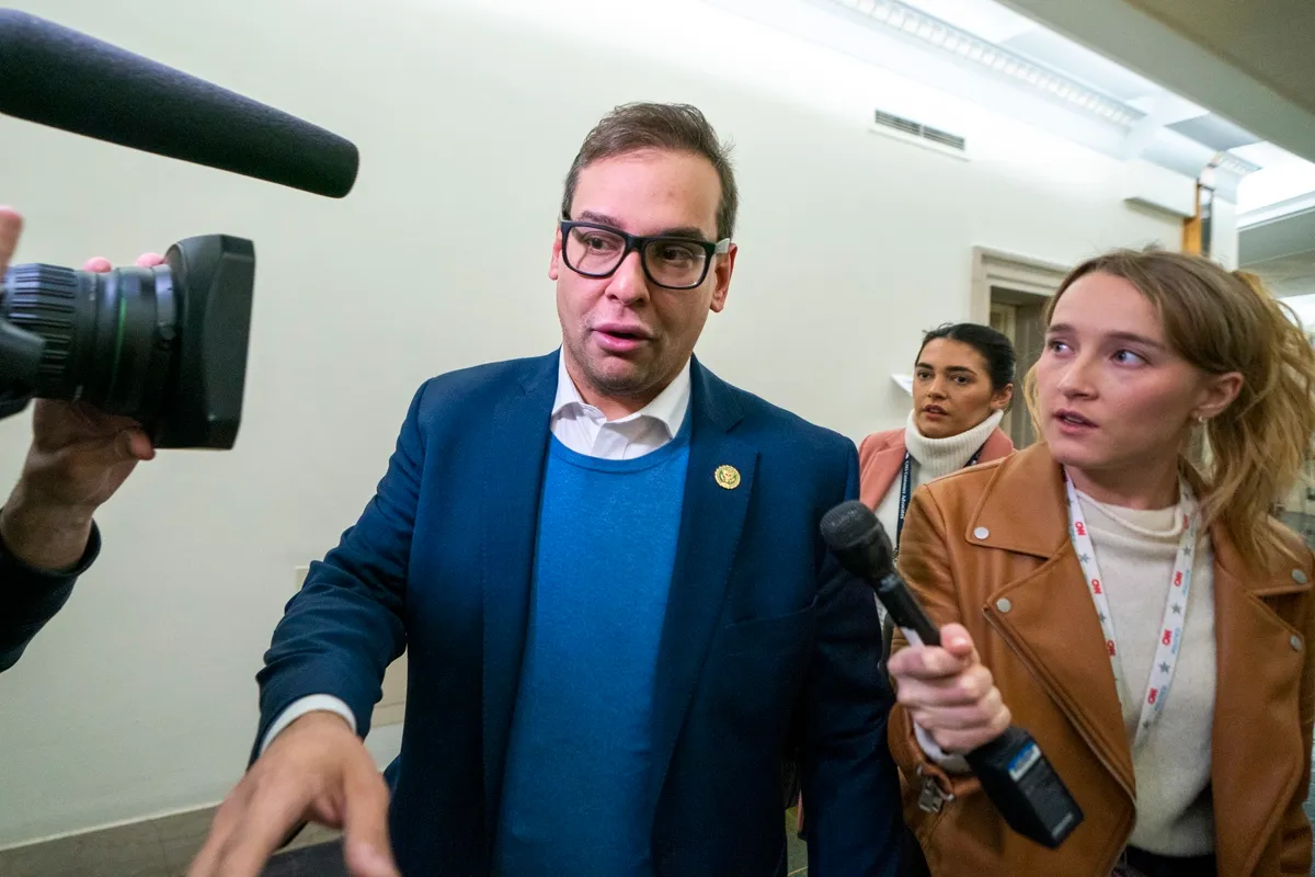 Caso George Santos: el congresista ahora es denunciado por acoso sexual