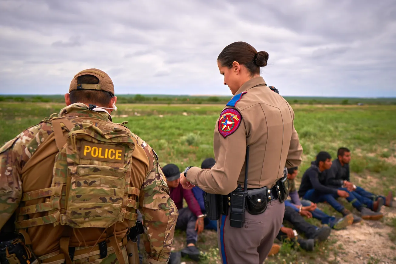 Organizaciones pro inmigrantes condenan nueva medida migratoria de Biden