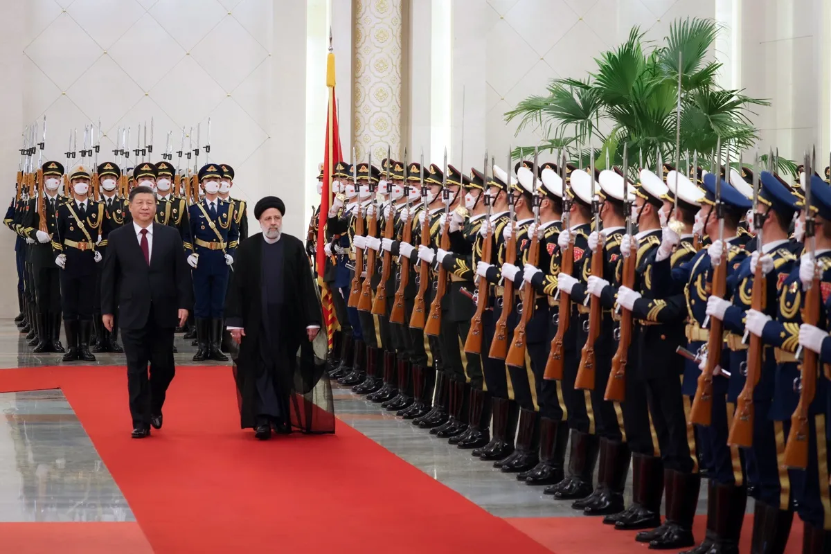 Raisi en China: Xi reafirma "inquebrantable amistad" con Irán
