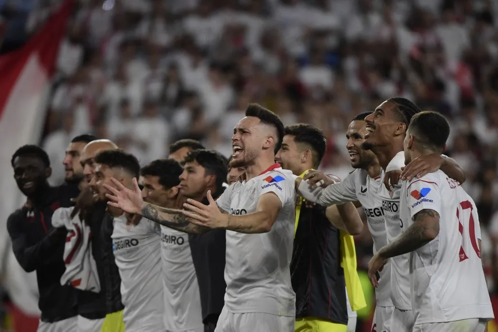 El Sevilla hace historia en la Europa League al eliminar al Manchester United