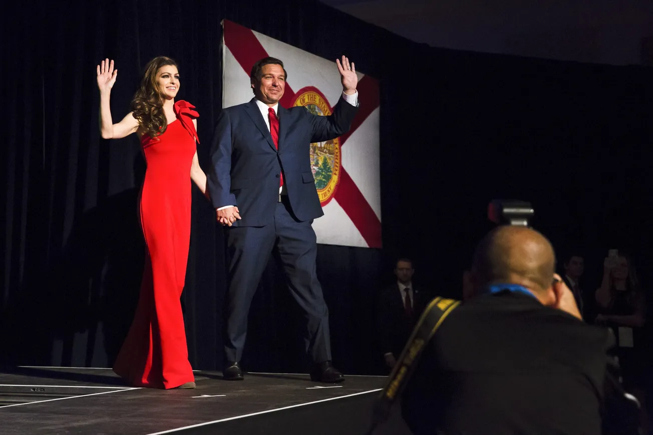 Se tambalea DeSantis a pesar de los problemas de Trump