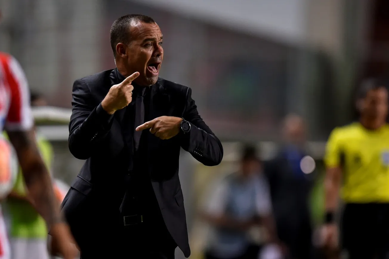 Rafael Dudamel Necaxa.