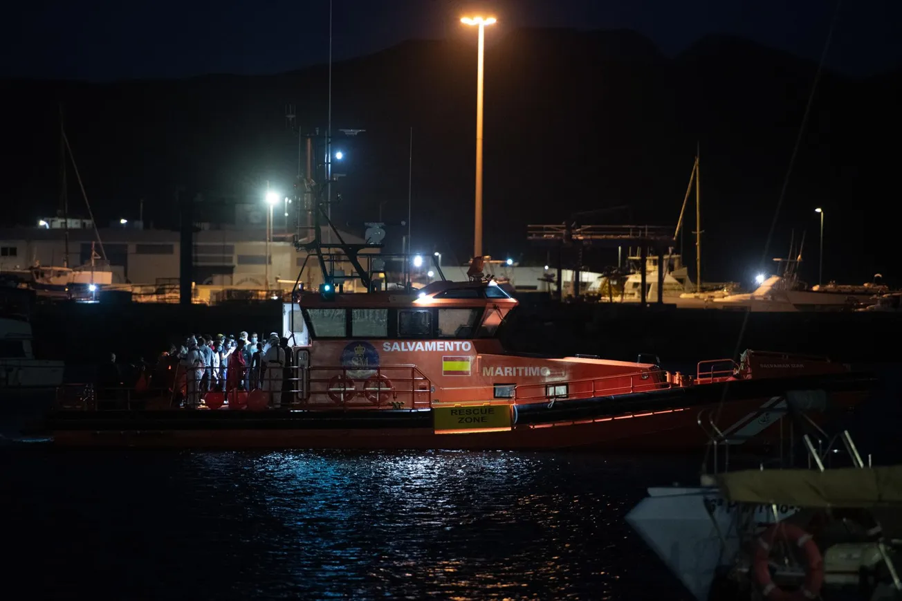 Reportan al menos 39 inmigrantes fallecidos en naufragio en Islas Canarias