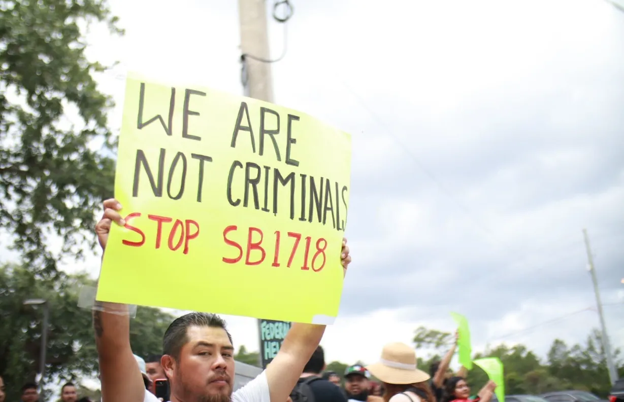 protesta dia sin migrantes florida