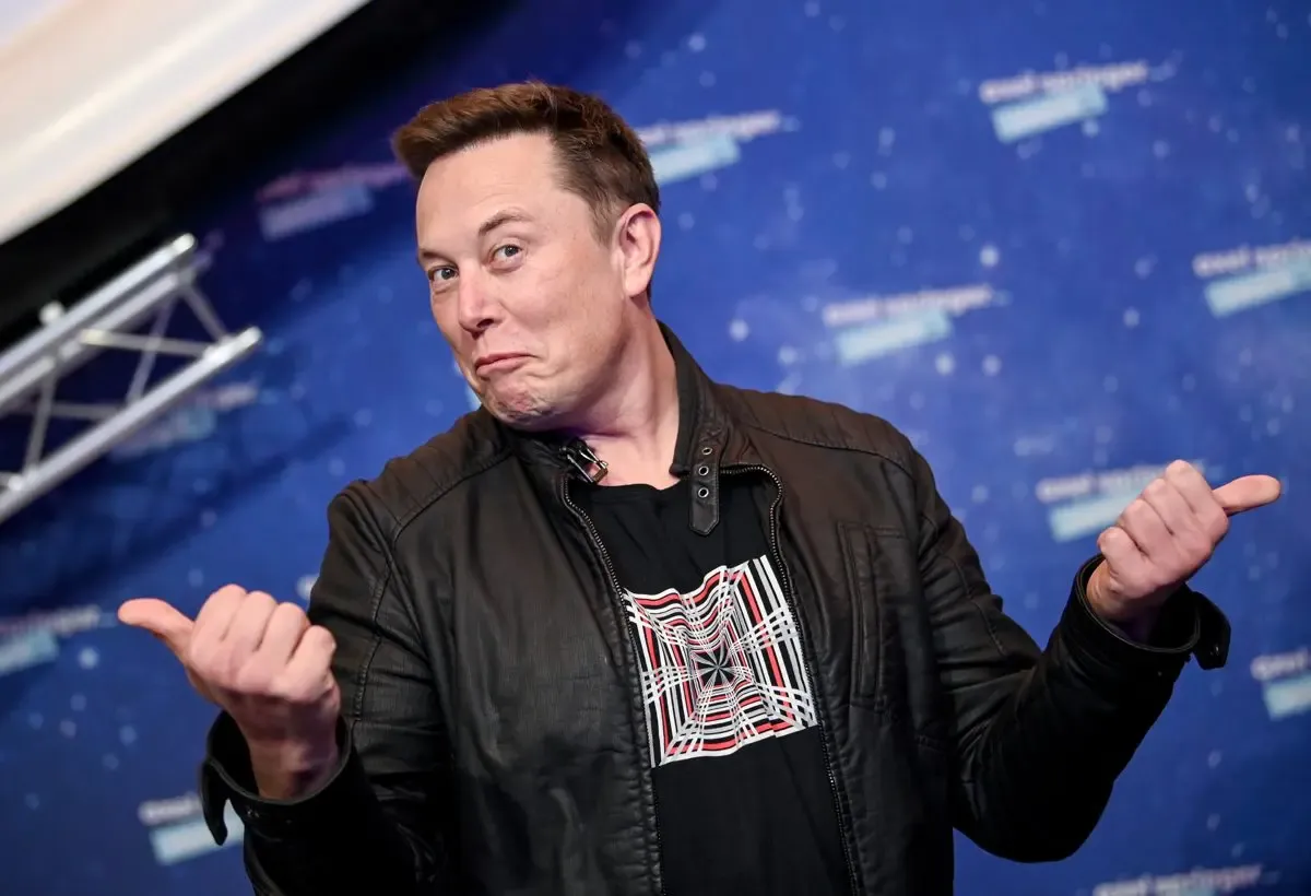 ¿Duelo de multimillonarios? Elon Musk reta a Mark Zuckerberg a medirse el pene