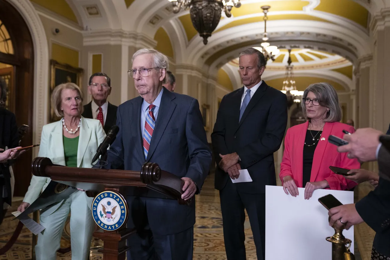 ¿Qué dijo el senador McConnell después de su problema de salud?