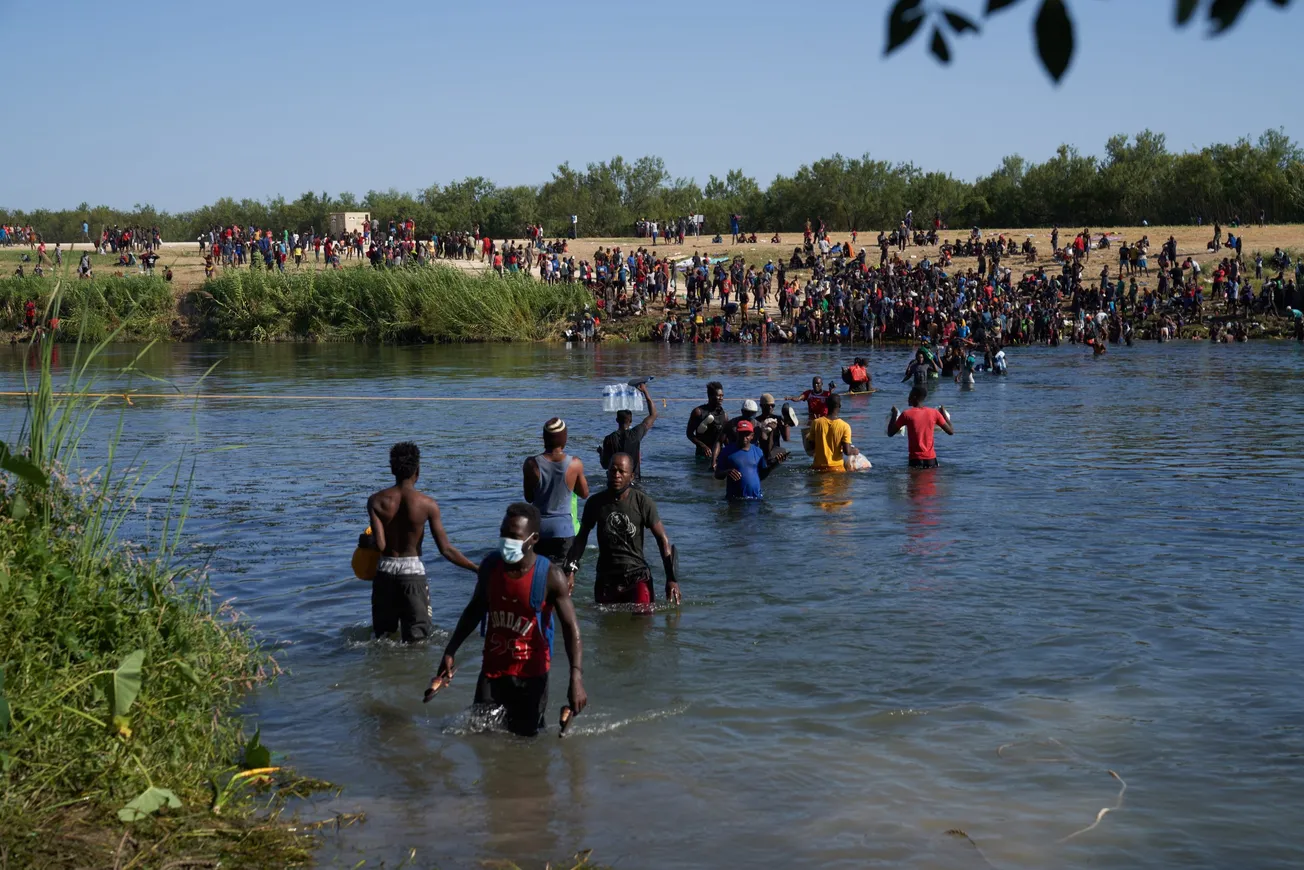 Instan a los países a otorgar visado humanitario a desplazados climáticos