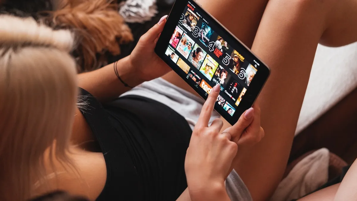 Netflix sumó 5.9 millones de suscriptores con estrategia de cobrar más a quienes comparten su contraseña
