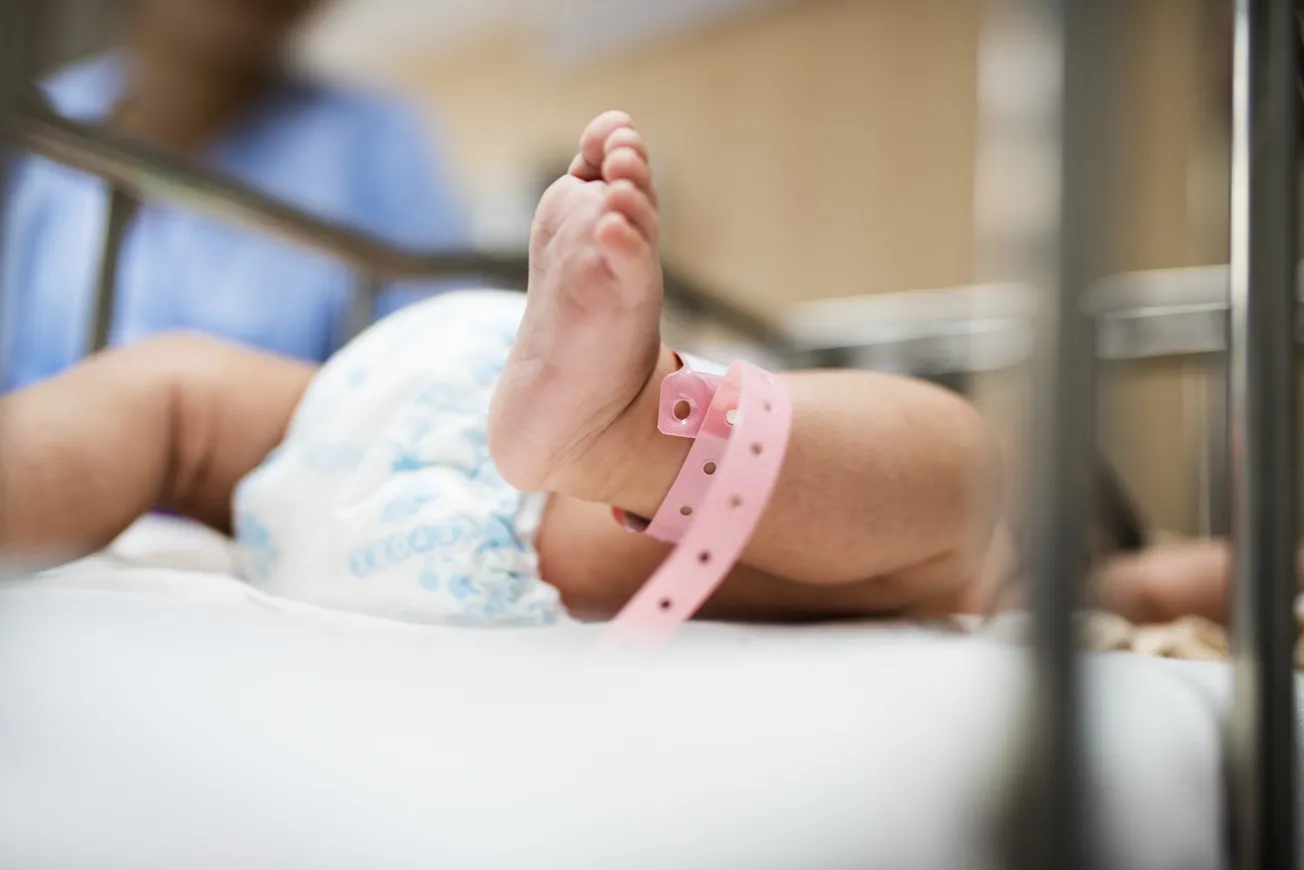 Casi 10 mil bebes adicionales nacieron en Texas después de la ley contra el aborto