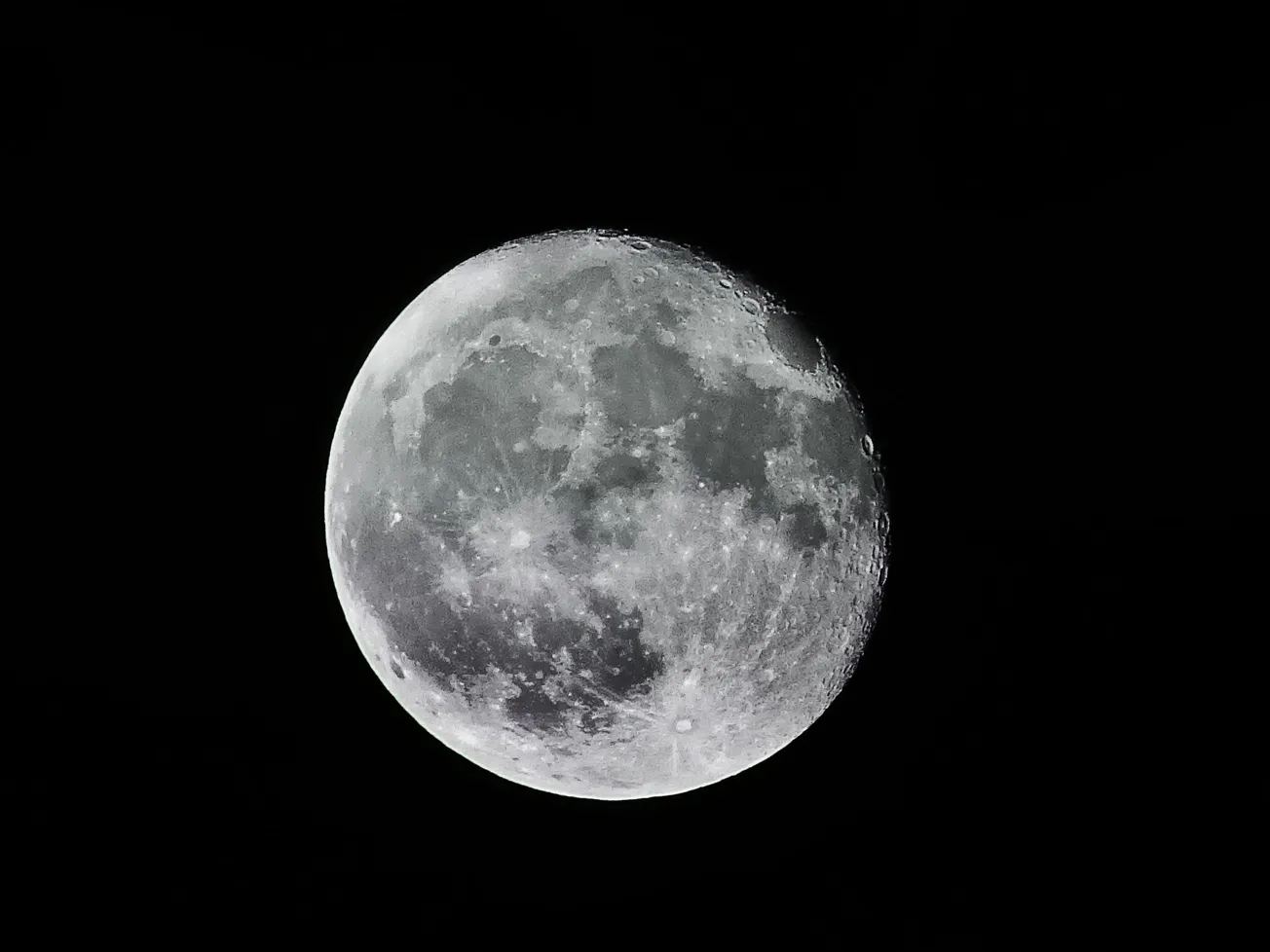Cómo fotografiar la superluna del lunes con tu smartphone y sorprender a tus seguidores