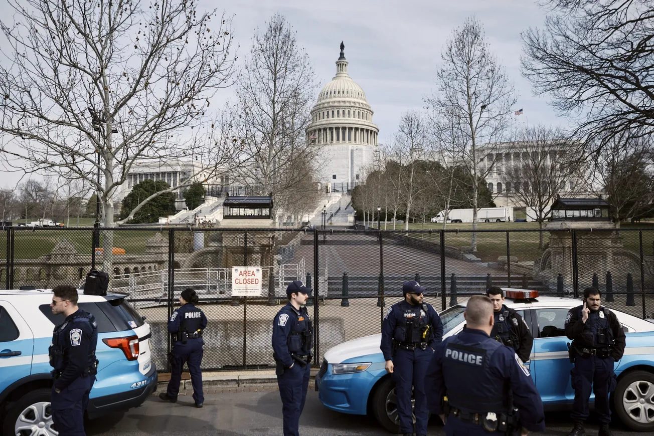 latino herido policía DC