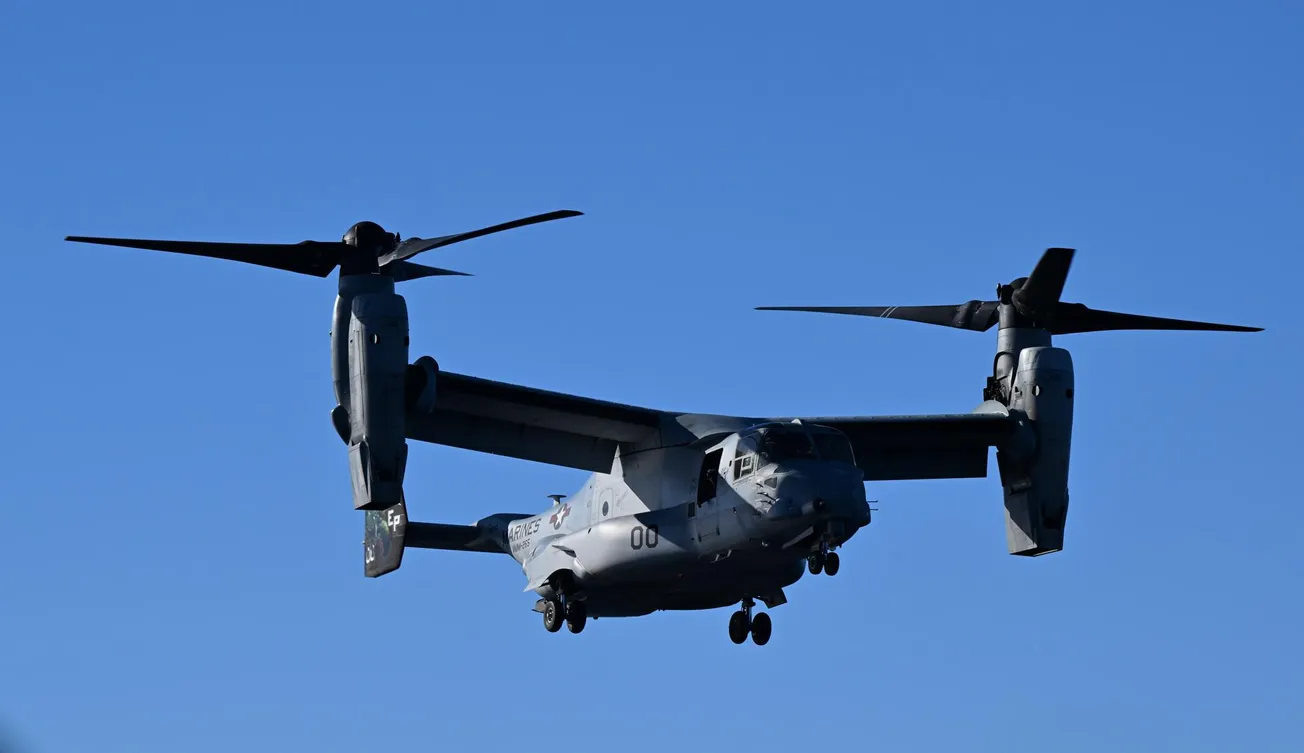 Ocho marines siguen hospitalizados tras accidente aéreo en Australia