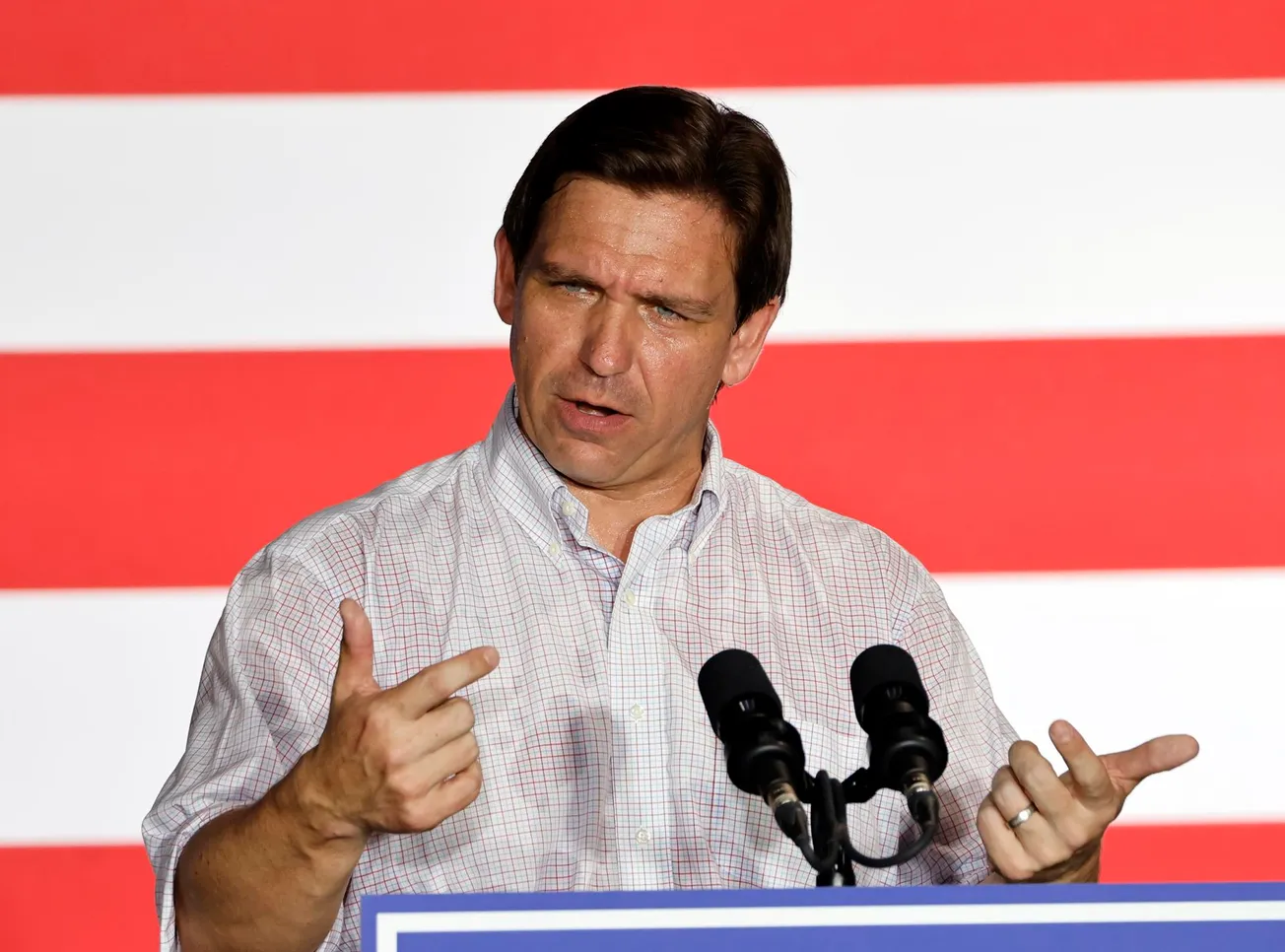 DeSantis Disney inclusión