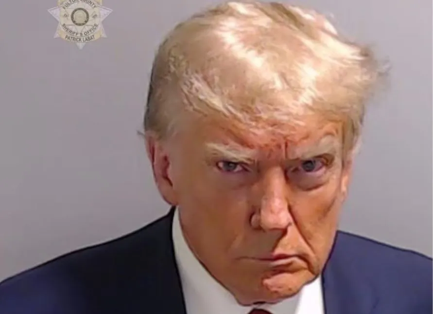 Puede un Criminal ser presidente de Estados Unidos