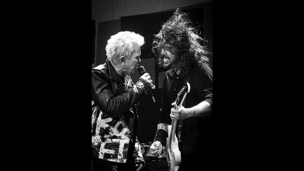 Foo Fighters y Billy Idol