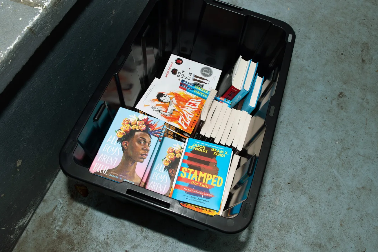 Florida retiró 300 libros