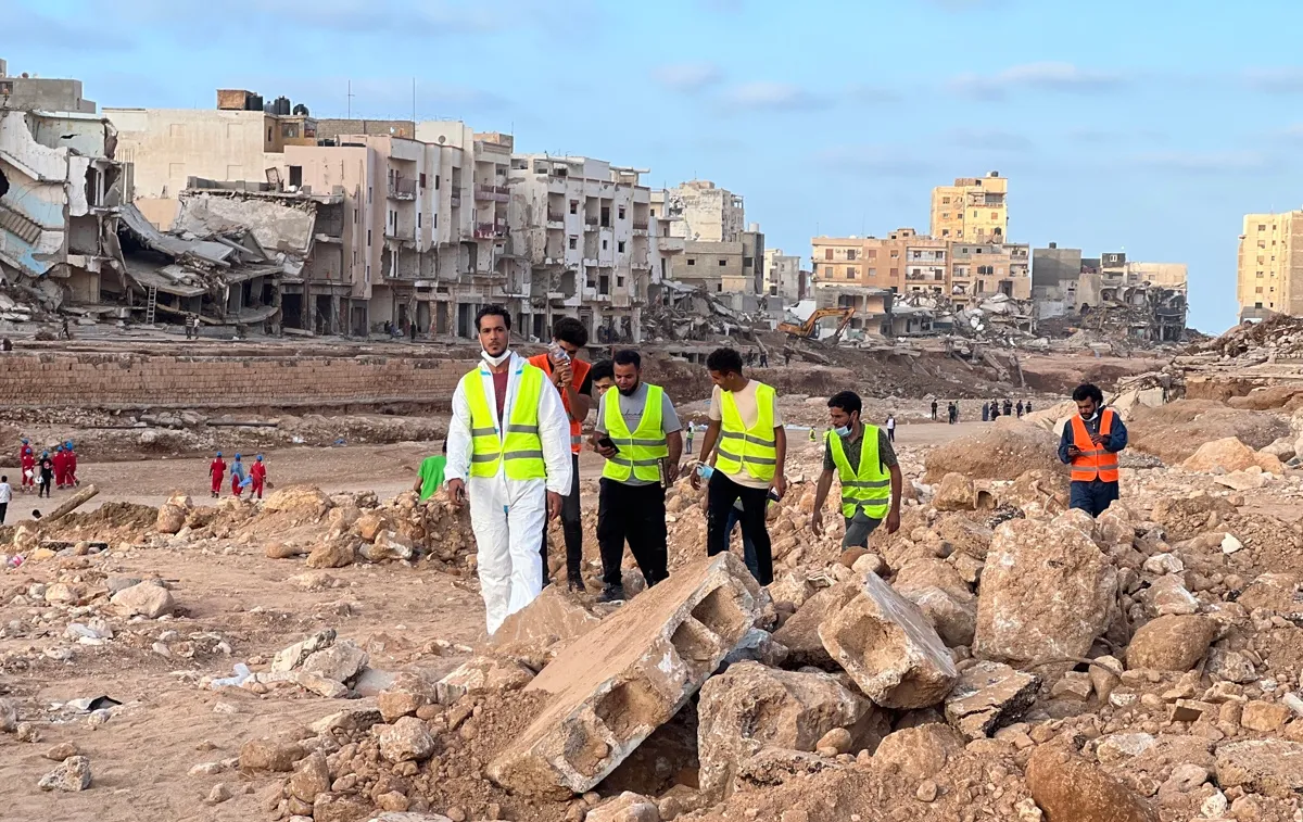 Mueren cinco socorristas griegos que acudieron a ayudar por las inundaciones en Libia