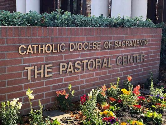Diócesis de Sacramento se declara en bancarrota para el 2024 luego de mas de 250 casos de abuso sexual