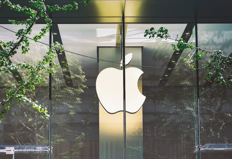 Apple MGIE IA