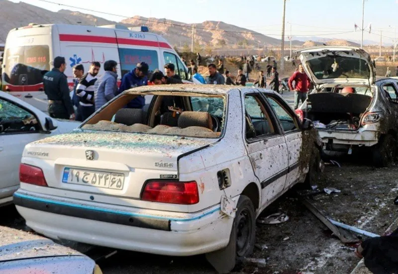 doble explosión Irán