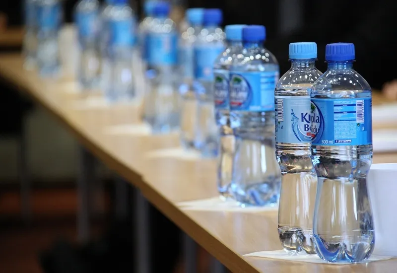 agua embotellada