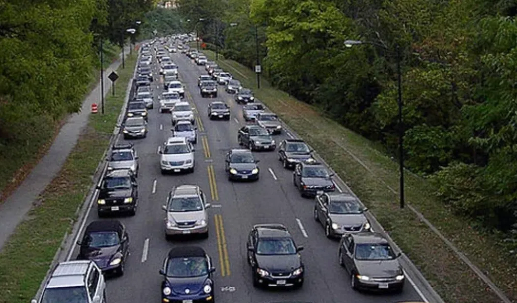 DC aprueba la legislación Steer contra la conducción temeraria