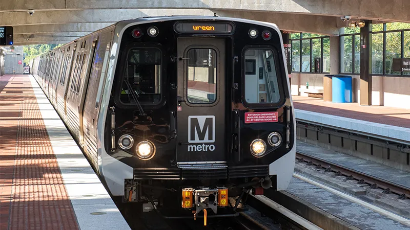 DC interviene en crisis financiera de WMATA con 200 millones de dólares y condiciones