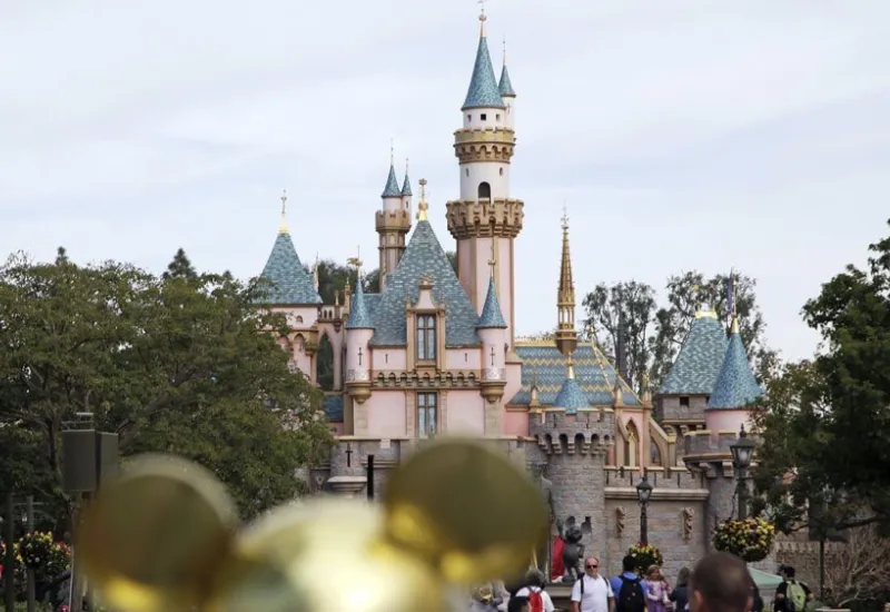 Disneyland California Cierra