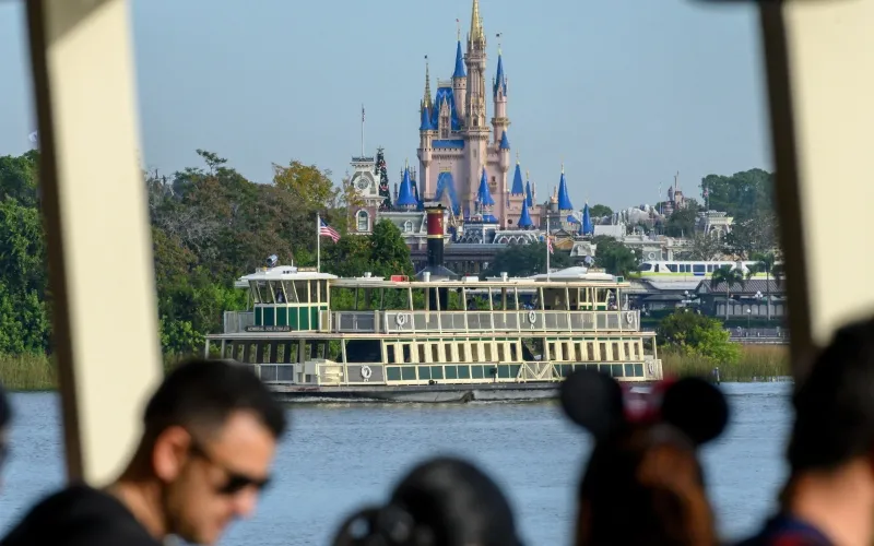 DeSantis Disney