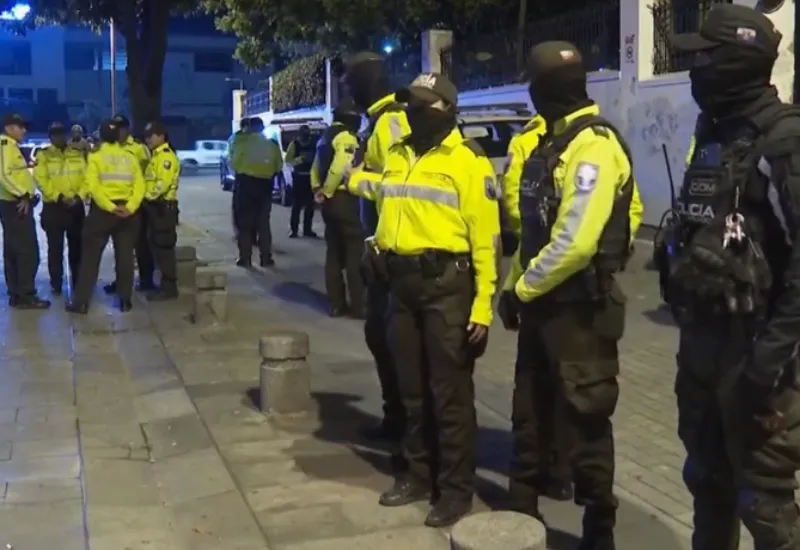 ecuador allanamiento embajada méxico