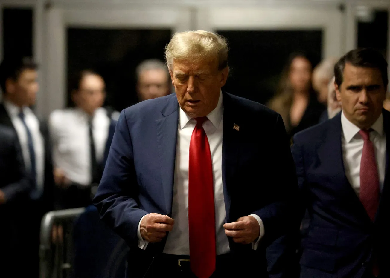 Lo que se sabe de los miembros del jurado en el juicio por soborno contra Trump
