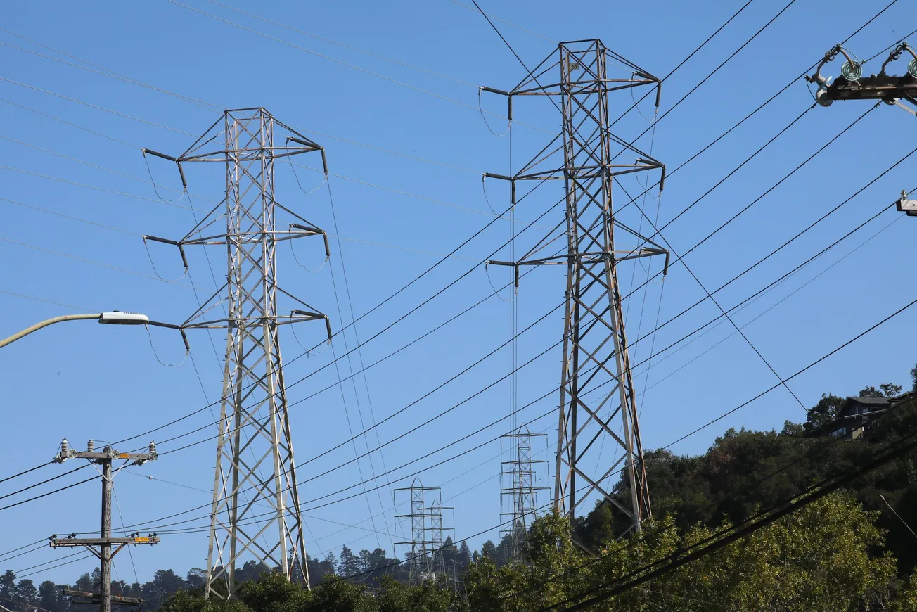 Demócratas proponen incentivar a las comunidades para la expansión de energía renovable
