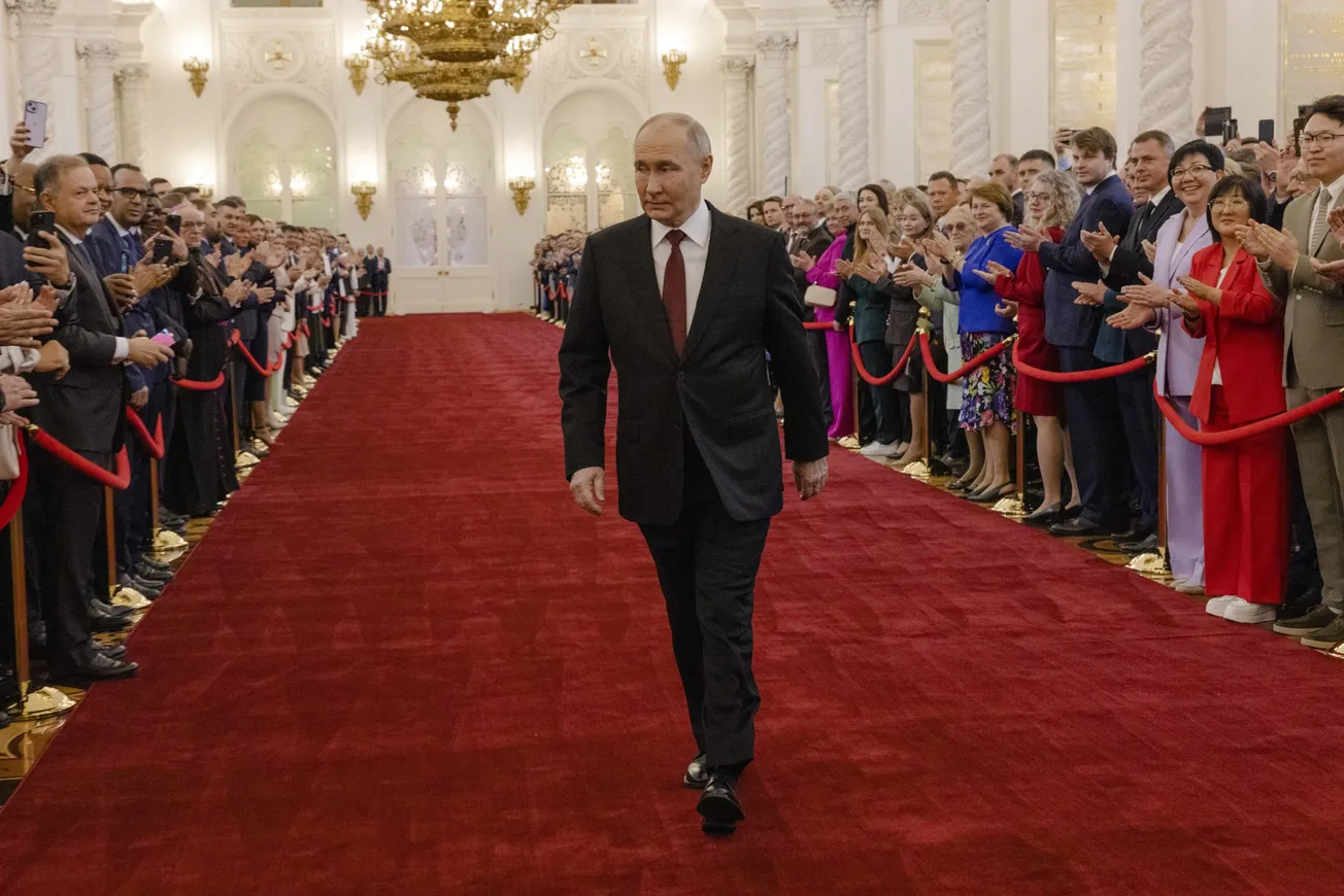 Vladimir Putin arremete contra Occidente antes de su visita de Estado a Pekín