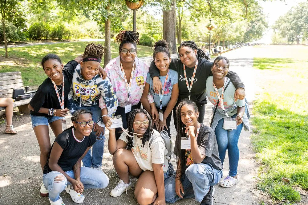 Campamento gratuito “EmpowerSTEAM” abre sus puertas a niñas migrantes de DC, Maryland y Virginia