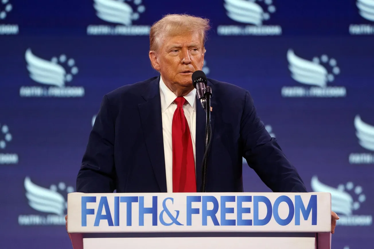 Trump prometió a sus seguidores cristianos que "no habrá que votar de nuevo en cuatro años" si gana las elecciones
