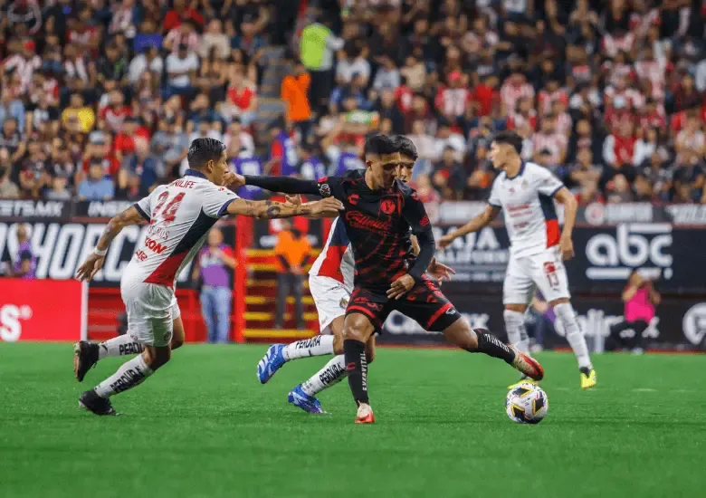 Liga MX Xolos Chivas