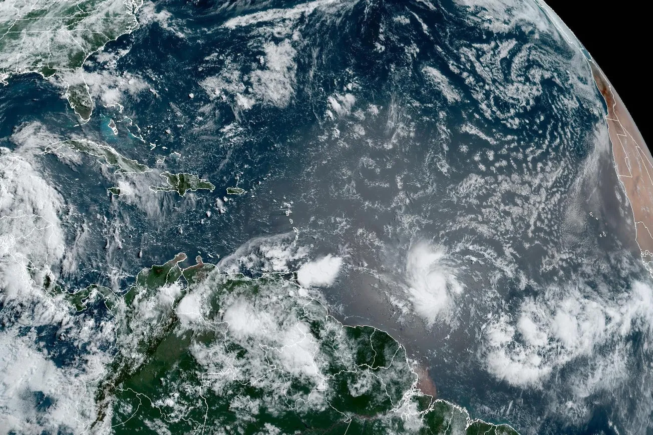 Alerta de inundaciones en Texas y Luisiana por posible depresión tropical