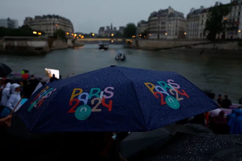 París 2024 | Contaminación del Sena amenaza el triatlón olímpico