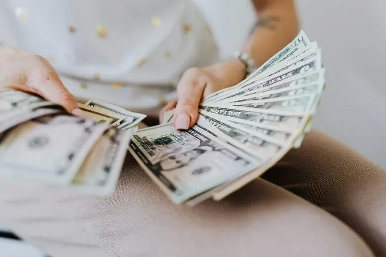 Riqueza femenina: prevén una histórica transferencia de dinero a las mujeres en los próximos años