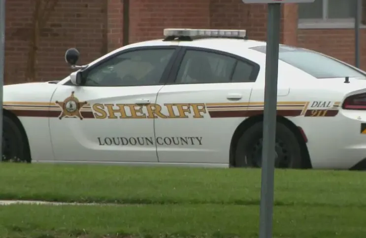 Las escuelas del condado de Loudoun refuerzan las medidas de seguridad en medio de preocupaciones
