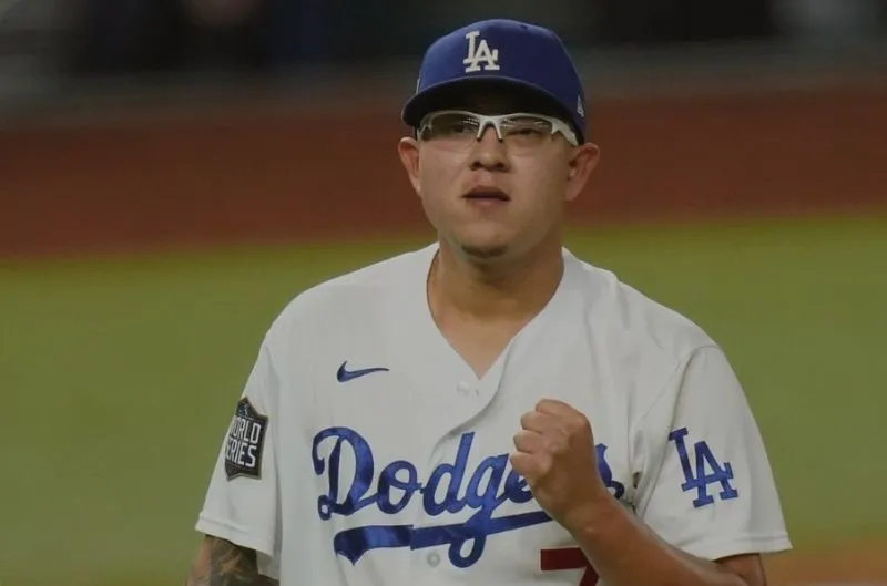 Policía revela video de Julio Urias, exlanzador de los Dodgers, agrediendo a su pareja