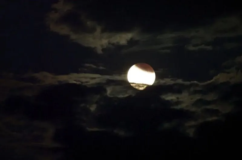 Superluna roja y eclipse: disfruta de un espectáculo celestial único