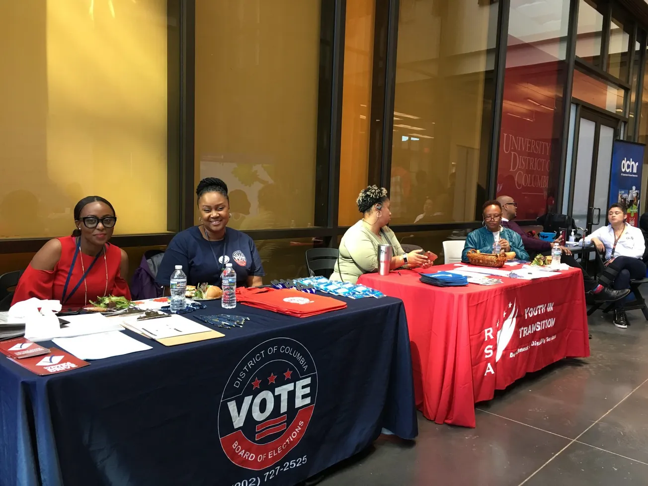 En DC la información electoral también está en español